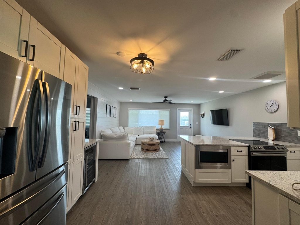 108 Sw 9th Street - Photo 12