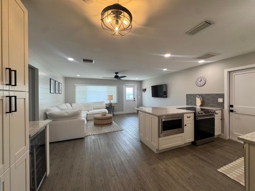 108 Sw 9th Street - Photo 7