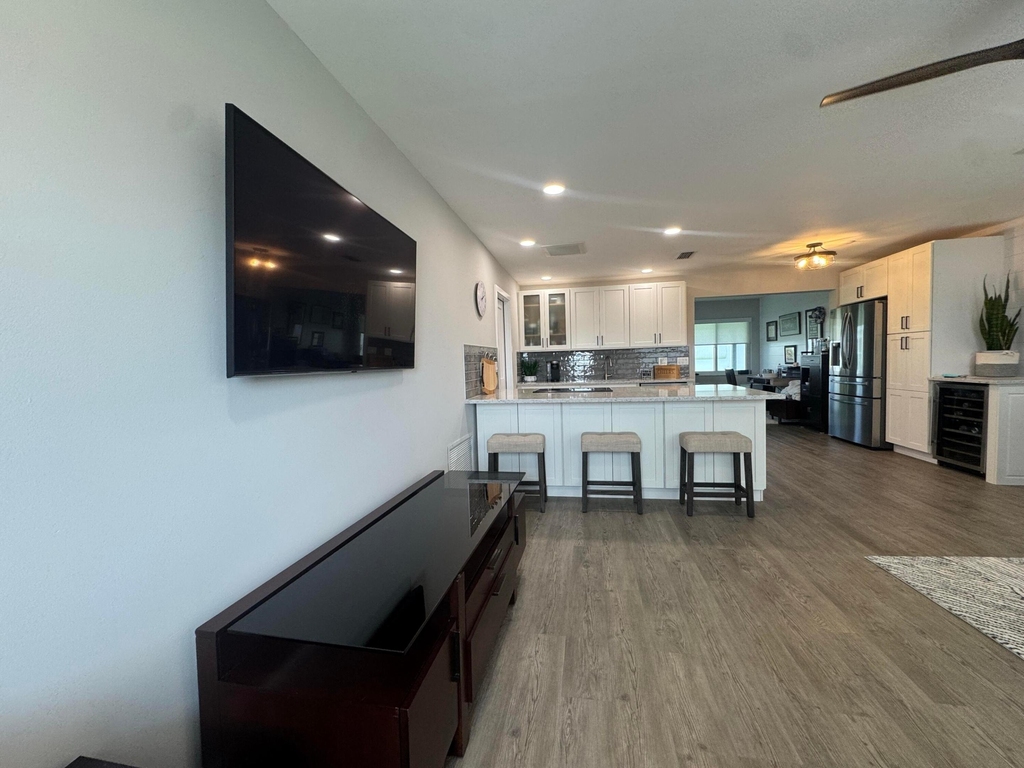 108 Sw 9th Street - Photo 3