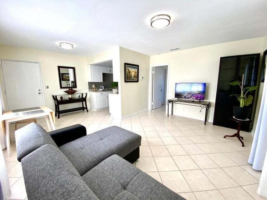 523 Se 20th Court - Photo 7