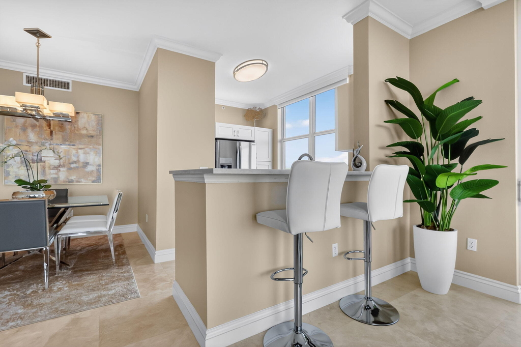 700 E Boynton Beach Boulevard - Photo 8