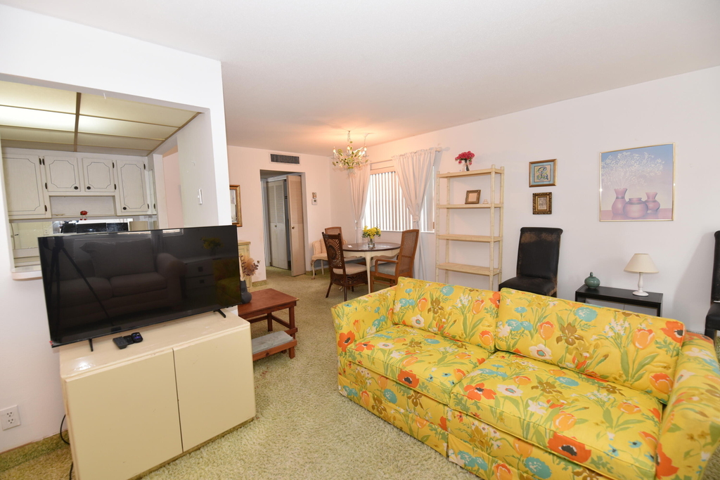 715 Saxony O - Photo 4