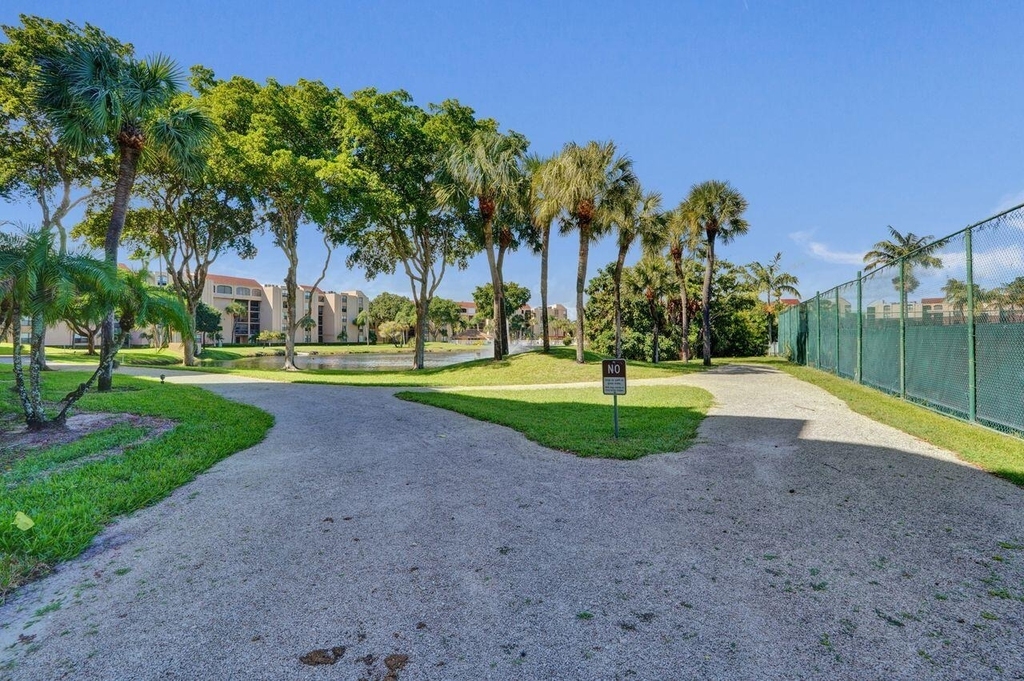 755 Dotterel Road - Photo 42