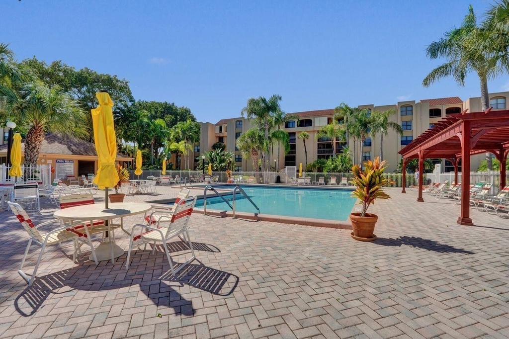 755 Dotterel Road - Photo 45
