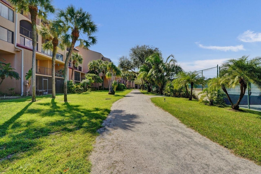 755 Dotterel Road - Photo 56