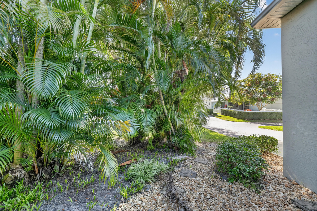 7865 15th Lane - Photo 33