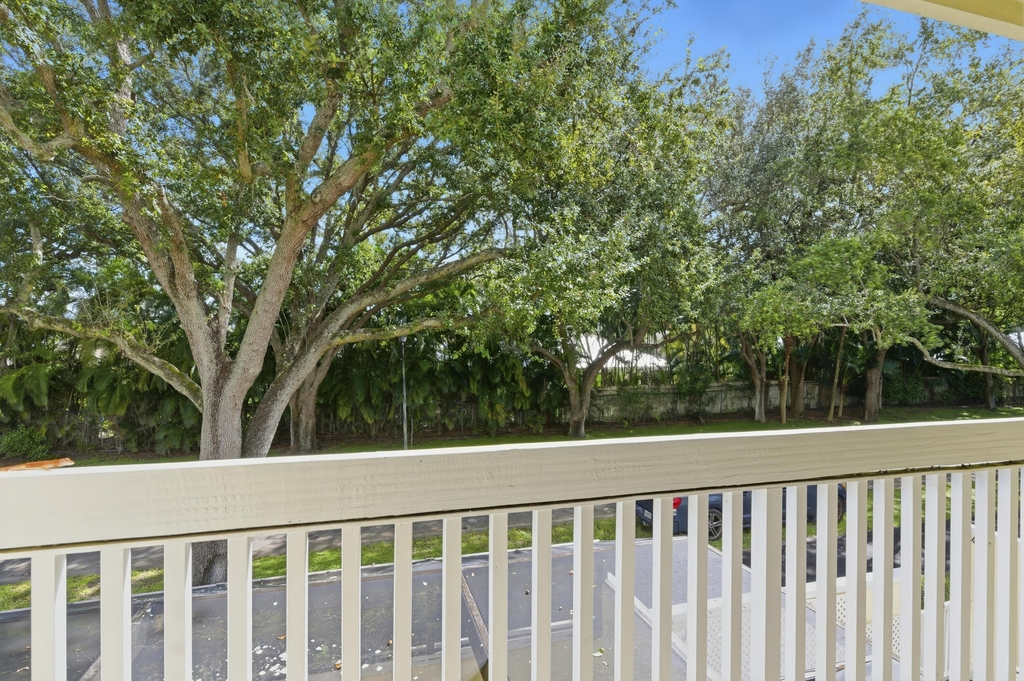 6375 Riverwalk Lane - Photo 17