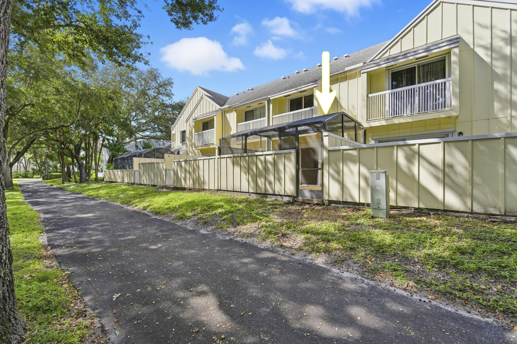 6375 Riverwalk Lane - Photo 22