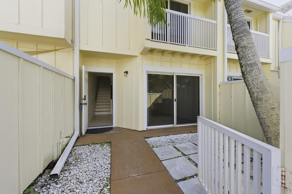6375 Riverwalk Lane - Photo 3