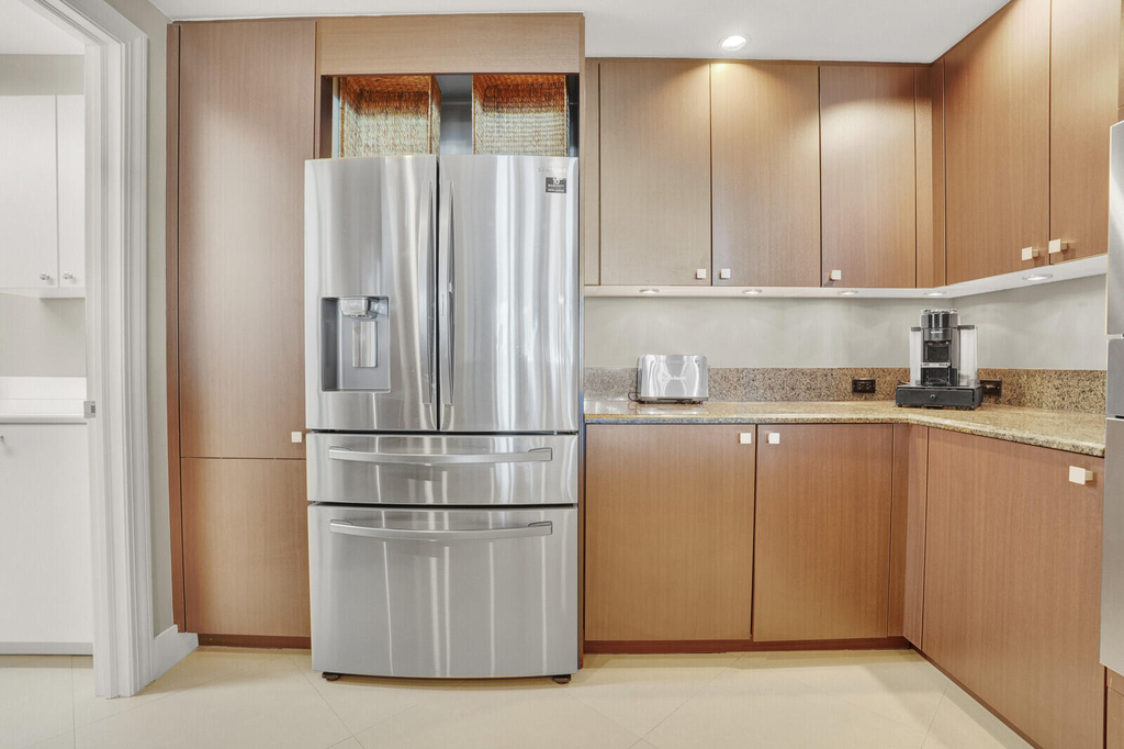 1 N Ocean Boulevard - Photo 13
