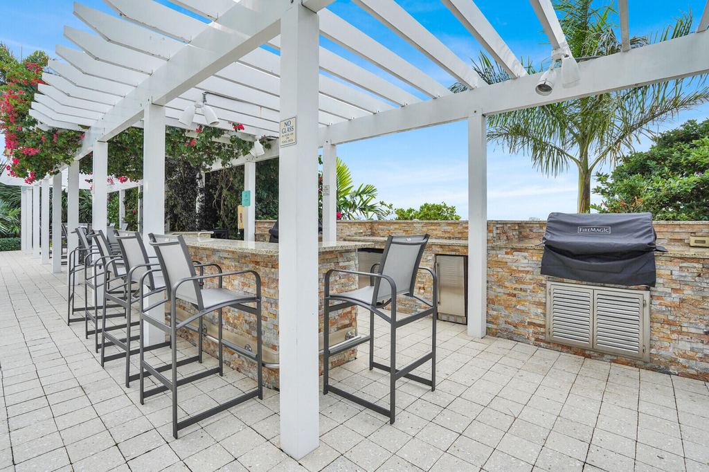 1 N Ocean Boulevard - Photo 45