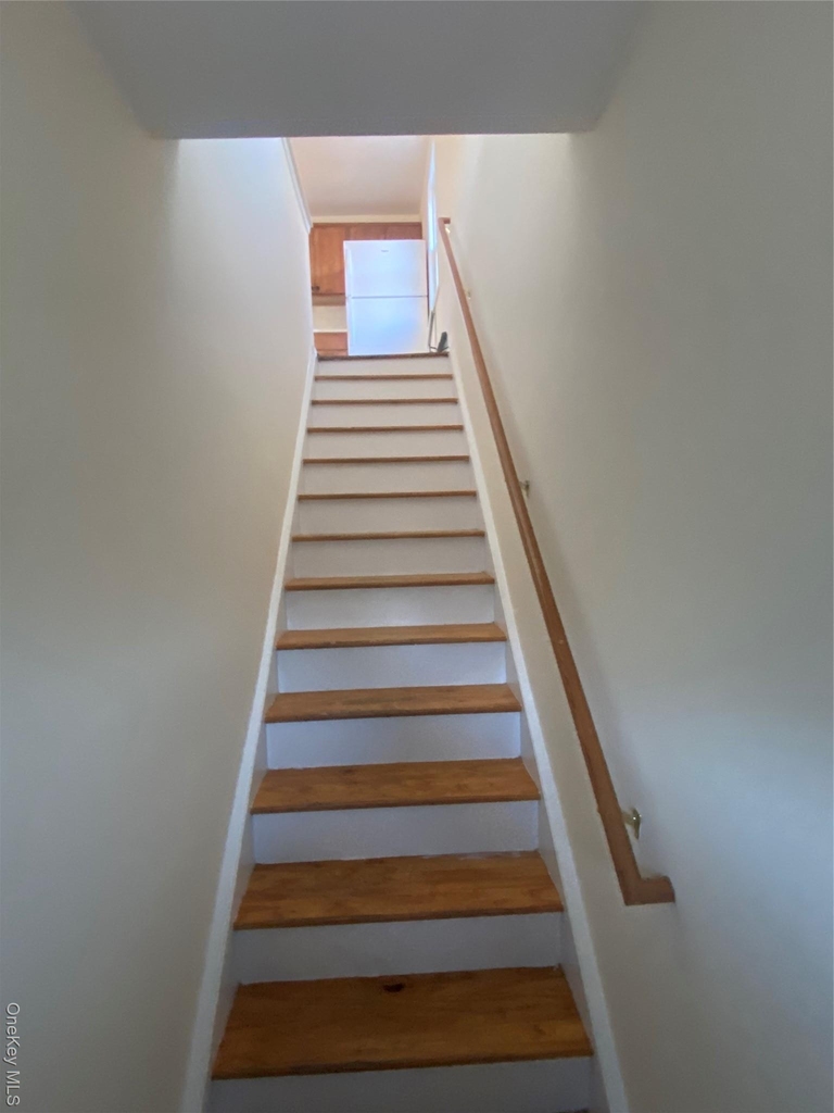 12 Mountain Avenue - Photo 3