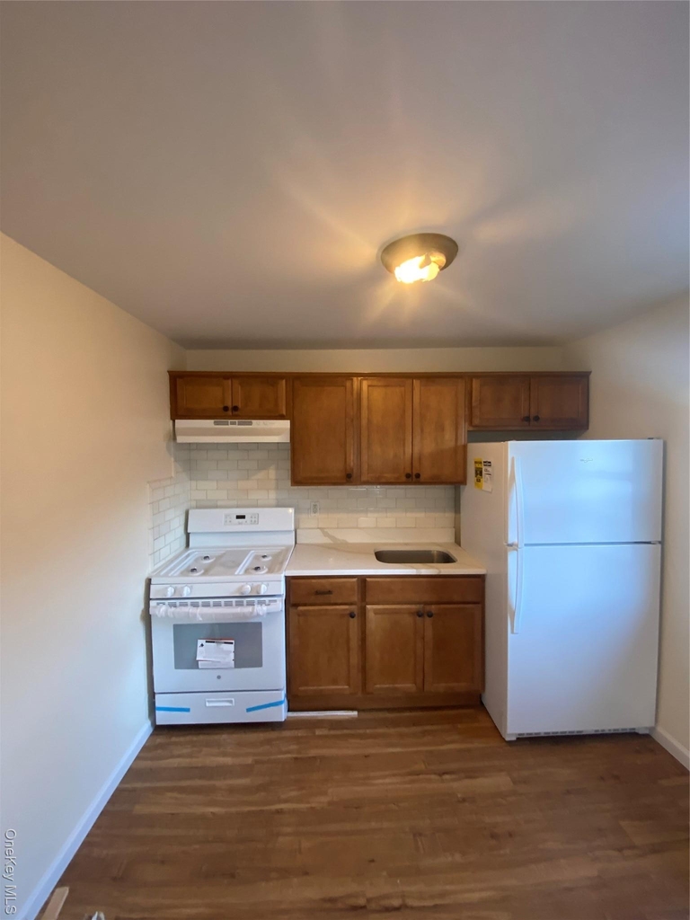 12 Mountain Avenue - Photo 5
