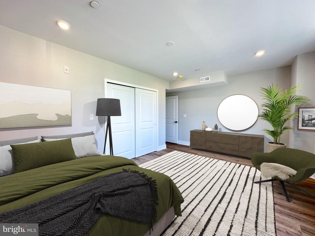 1722 W Master Street - Photo 2