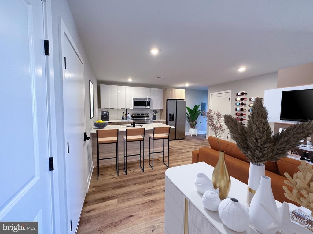 1722 W Master Street - Photo 3