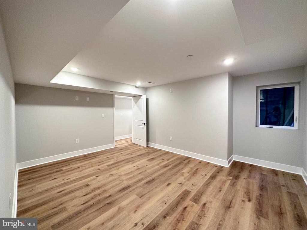 1722 W Master Street - Photo 6