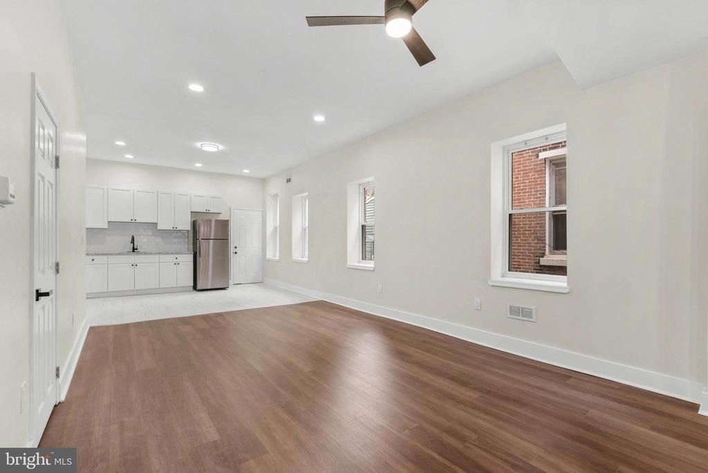 5431 Stewart Street - Photo 8