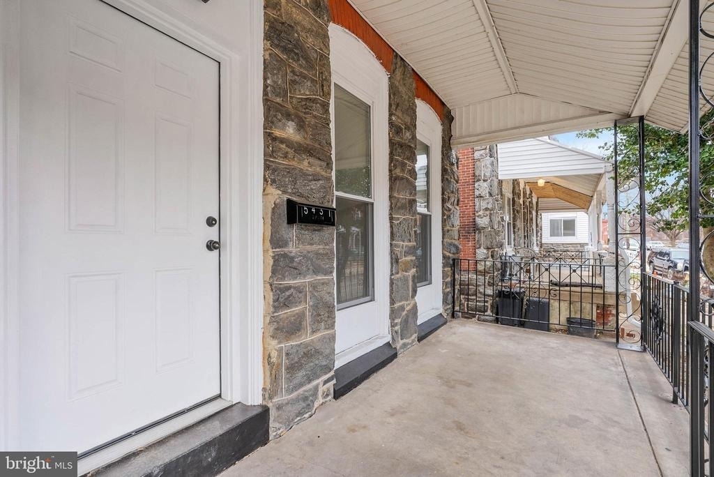 5431 Stewart Street - Photo 3