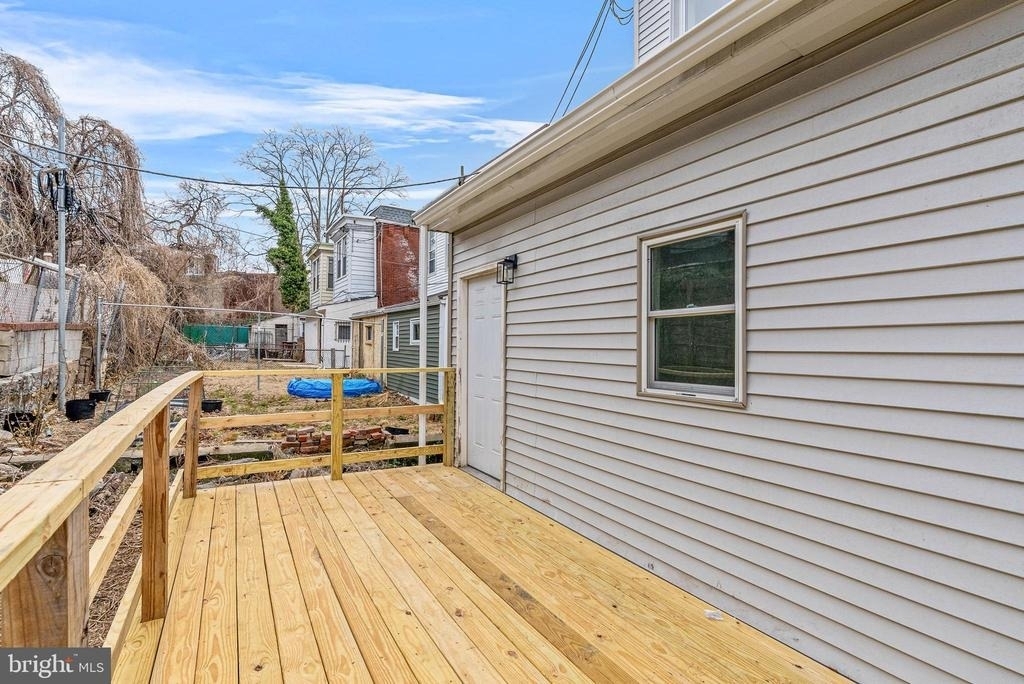 5431 Stewart Street - Photo 18