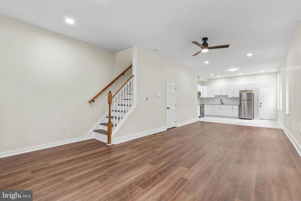 5431 Stewart Street - Photo 7