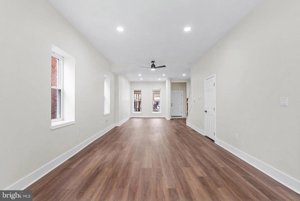 5431 Stewart Street - Photo 10