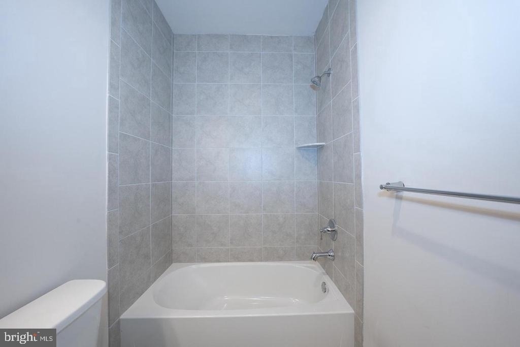 220 Charles Ellis Drive - Photo 41