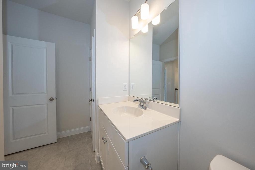 220 Charles Ellis Drive - Photo 40