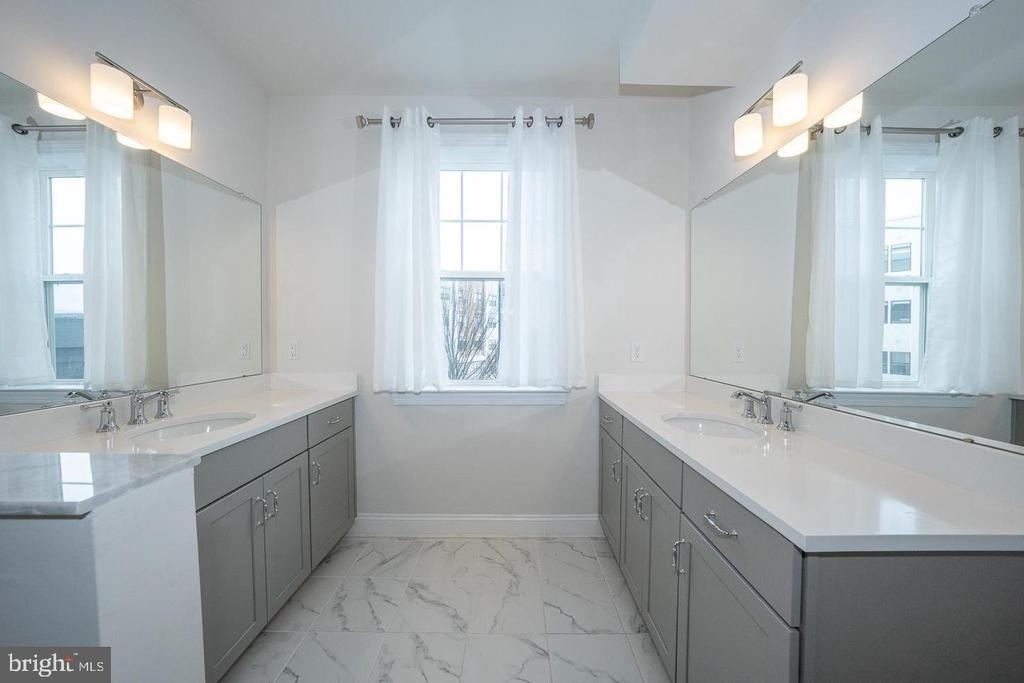 220 Charles Ellis Drive - Photo 26