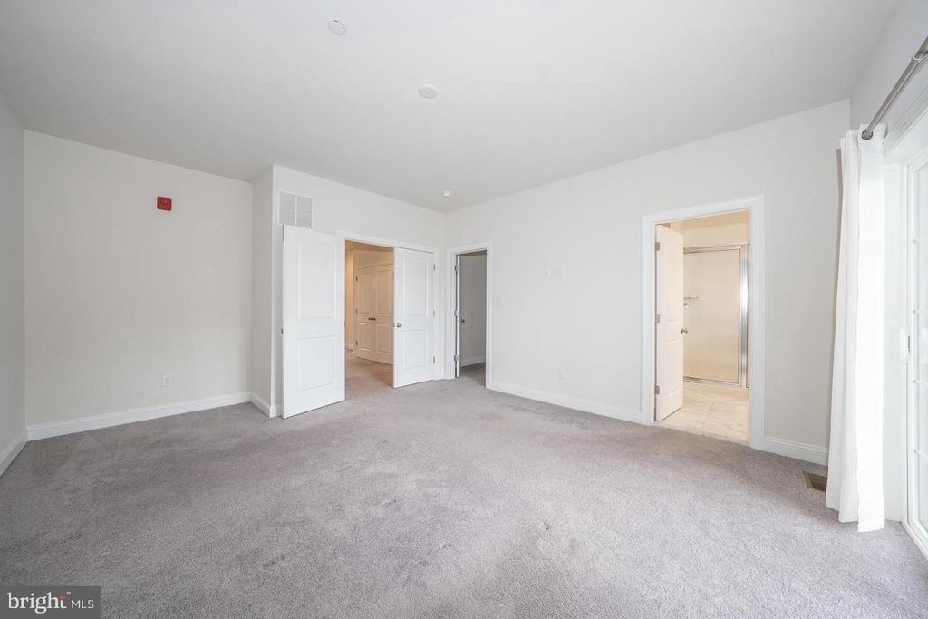 220 Charles Ellis Drive - Photo 19
