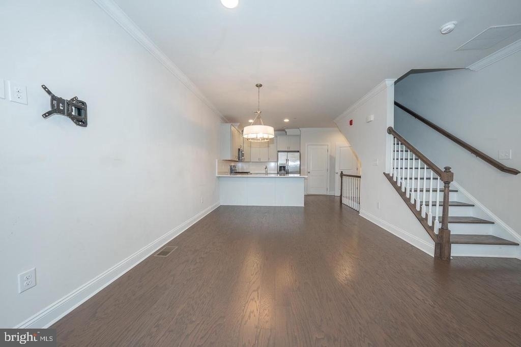 220 Charles Ellis Drive - Photo 7