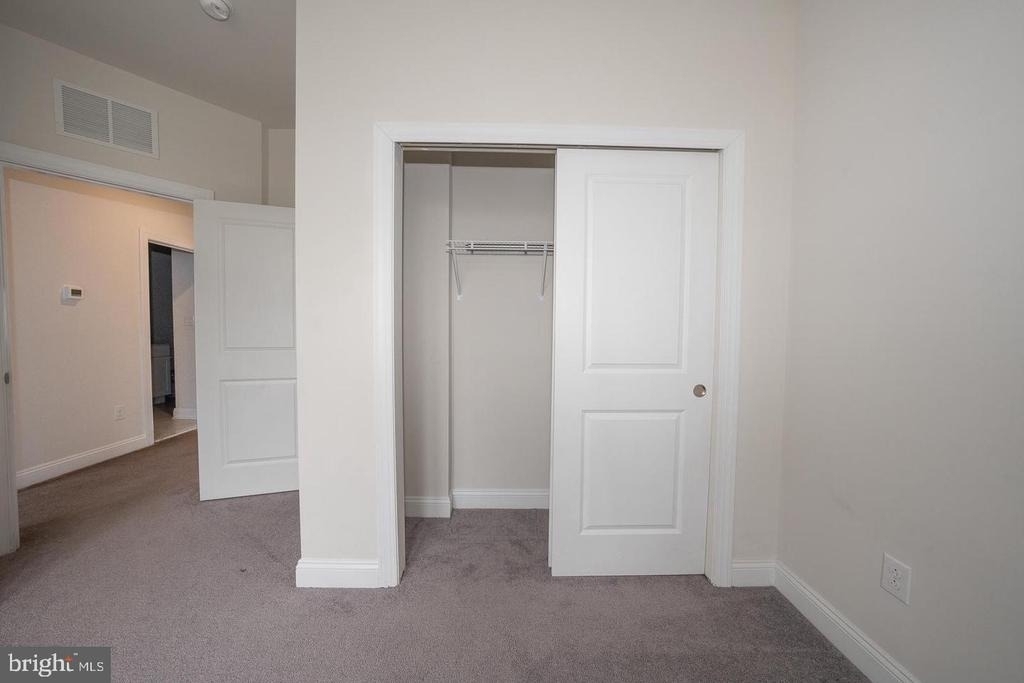220 Charles Ellis Drive - Photo 37
