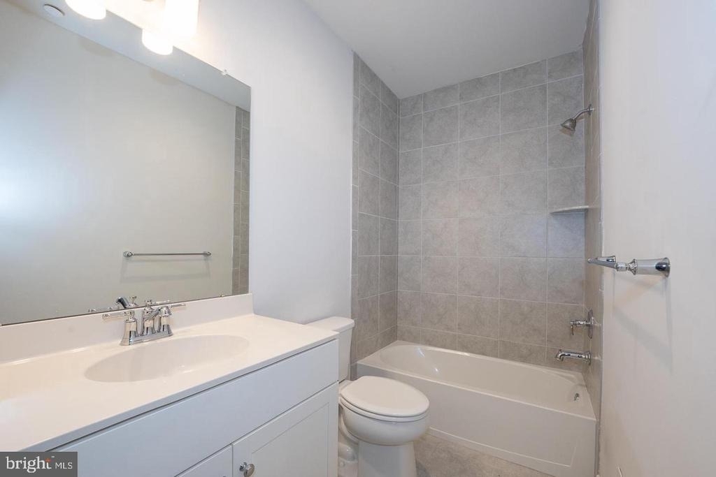 220 Charles Ellis Drive - Photo 39