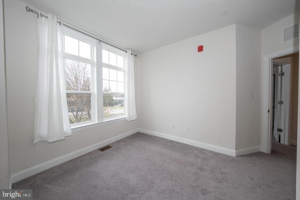 220 Charles Ellis Drive - Photo 45
