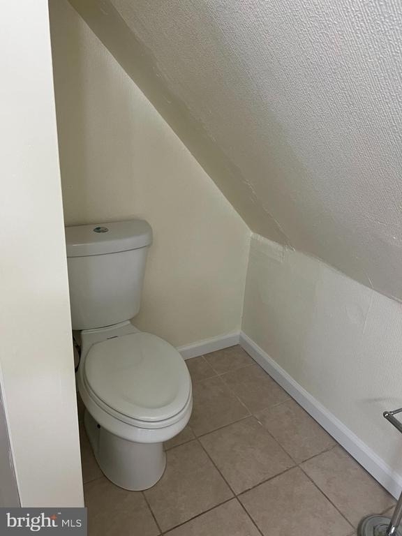 3021 Glenmore Avenue - Photo 13