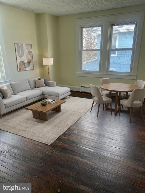 3021 Glenmore Avenue - Photo 3