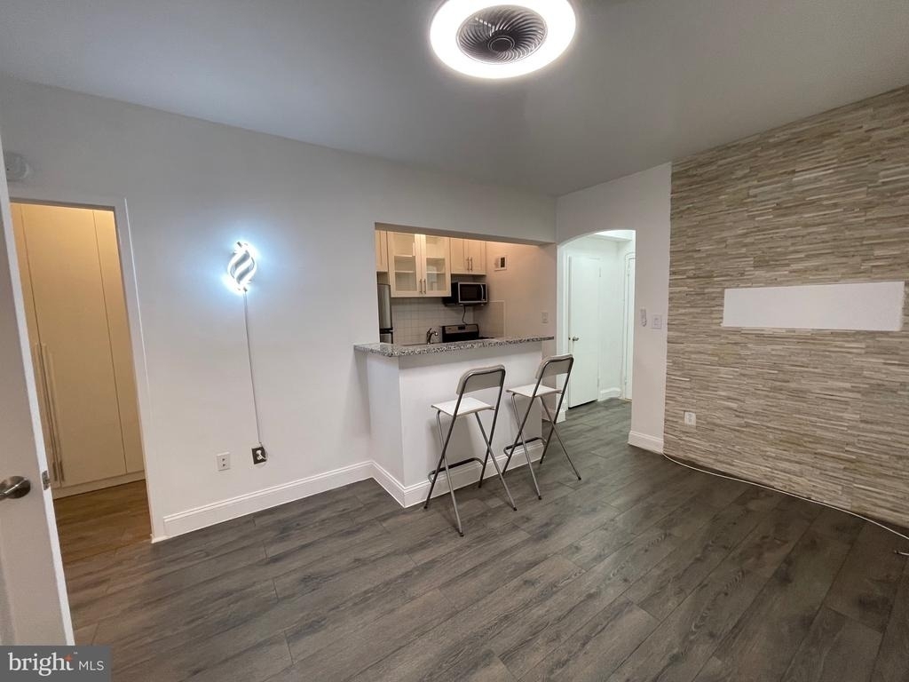 1 Scott Nw - Photo 13