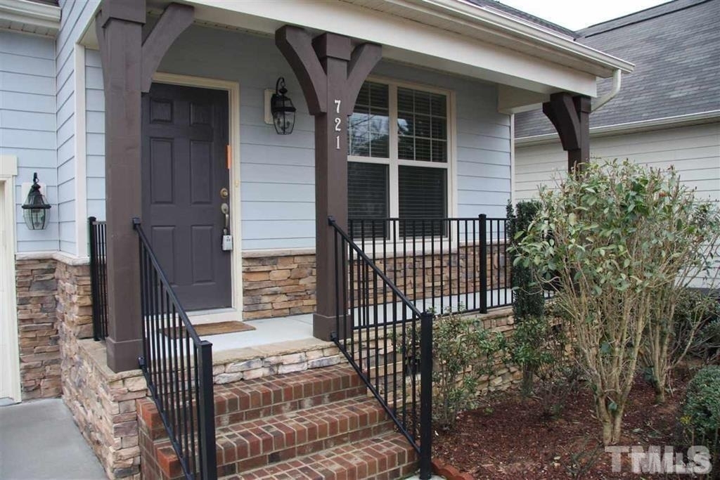 721 Sweet Laurel Lane - Photo 1