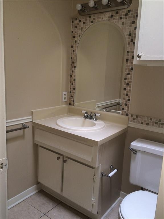 602 W 51st St - Photo 9