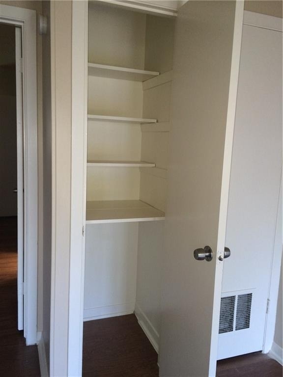 602 W 51st St - Photo 8