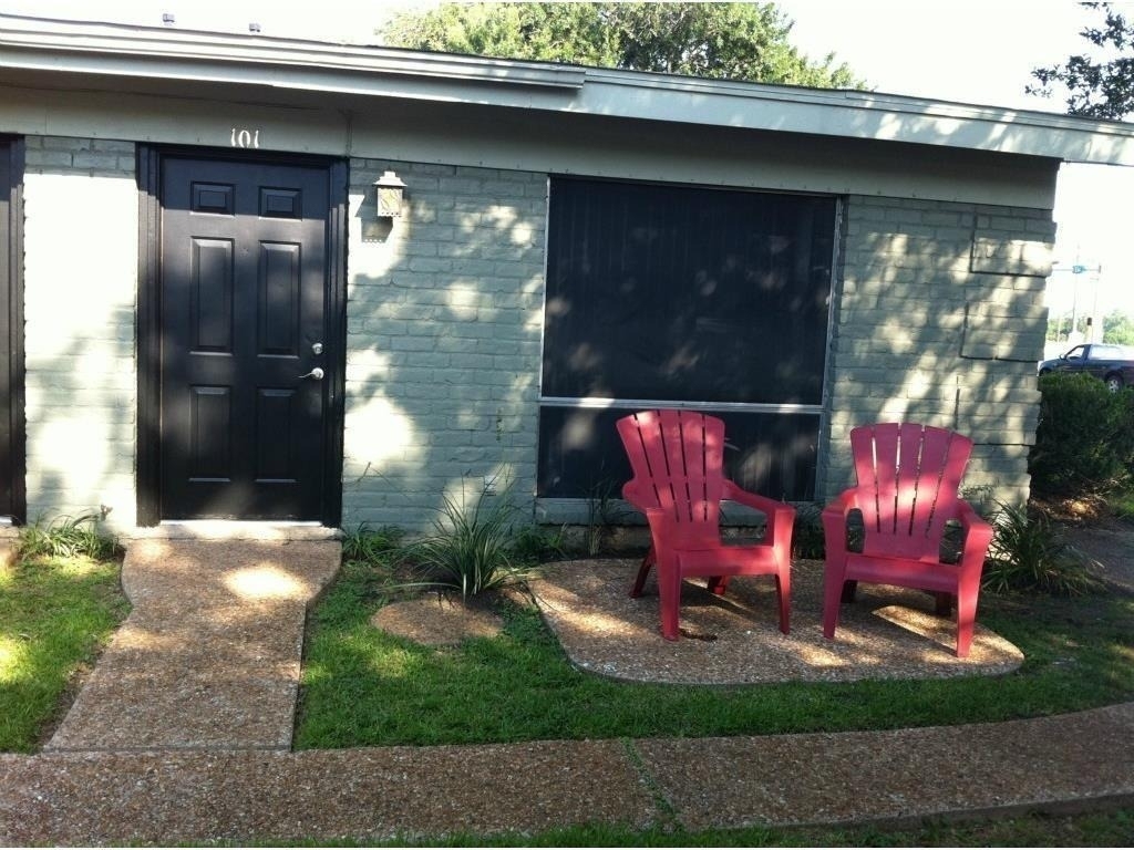 602 W 51st St - Photo 13