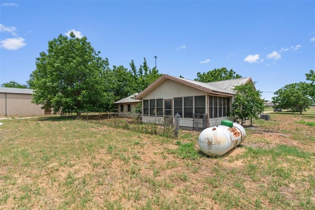 3809 Kelly Ln - Photo 7