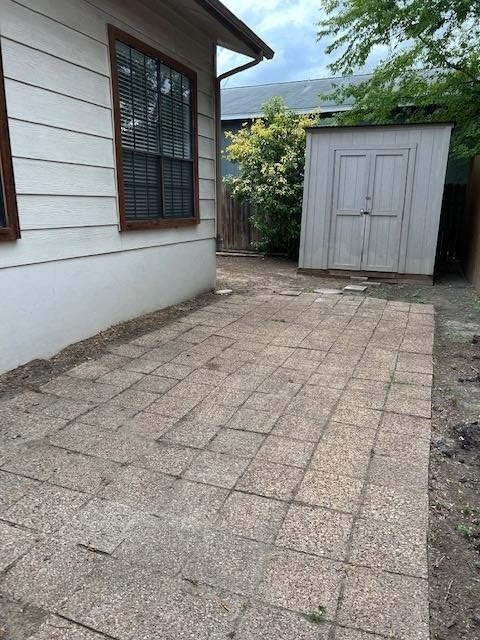 1201 Hazelton St - Photo 13