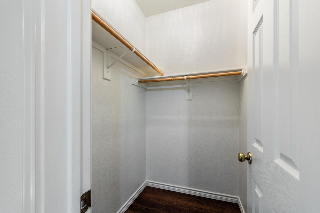 8708 Weiser Dr - Photo 18