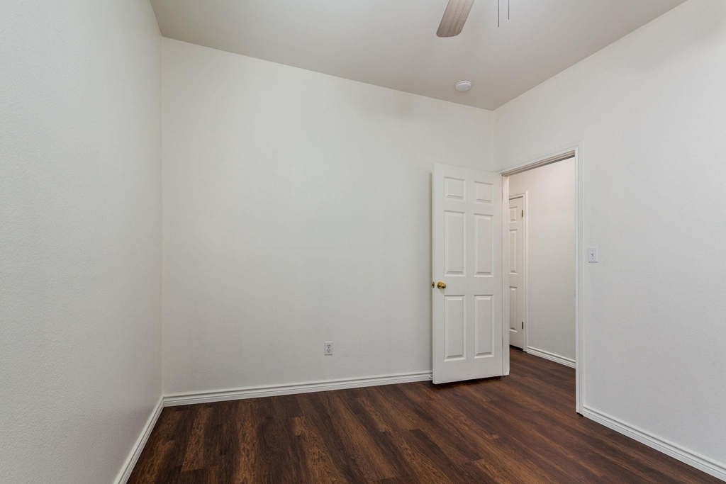 8708 Weiser Dr - Photo 24