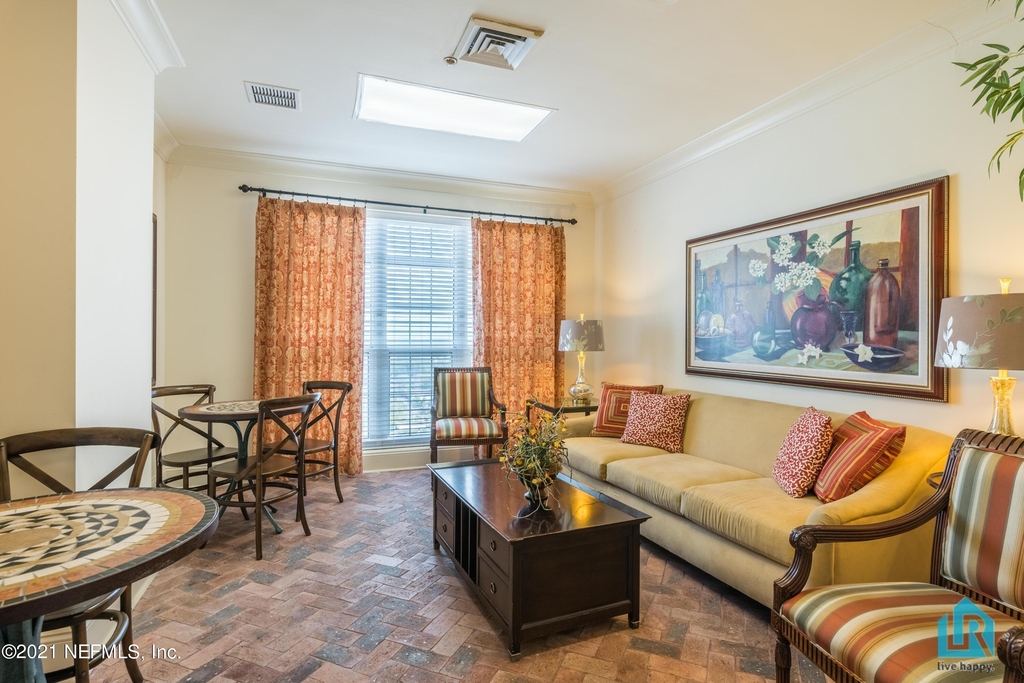 400 E Bay Street - Photo 31