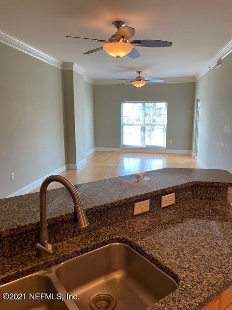 400 E Bay Street - Photo 11
