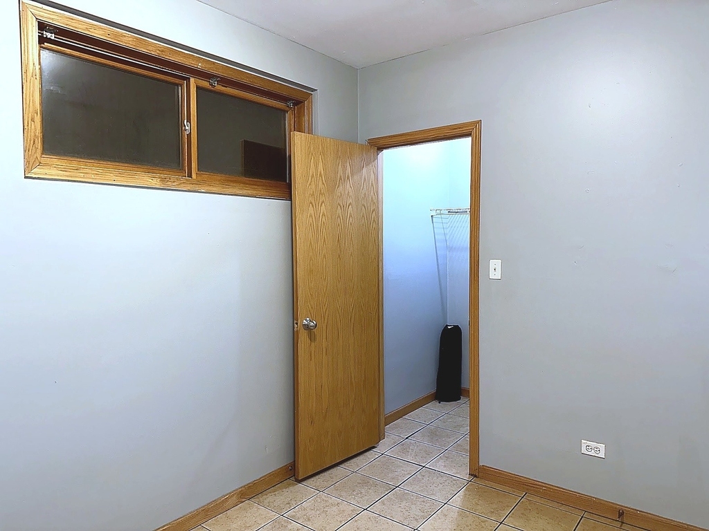 5848 S Prairie Avenue - Photo 7