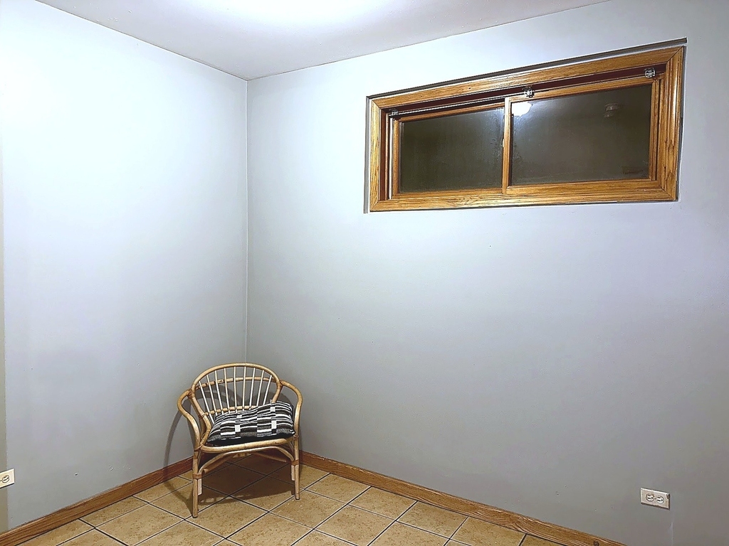 5848 S Prairie Avenue - Photo 5