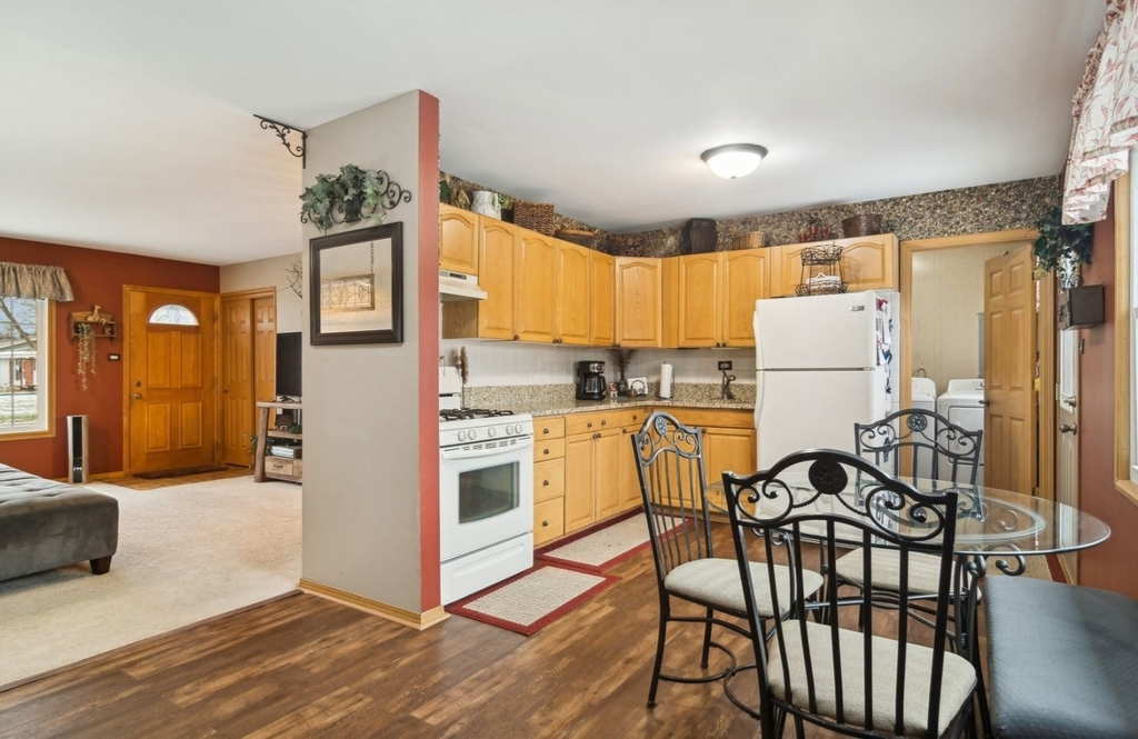 460 Flagstaff Lane - Photo 2
