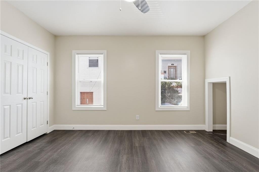 395 8th Street Ne - Photo 12